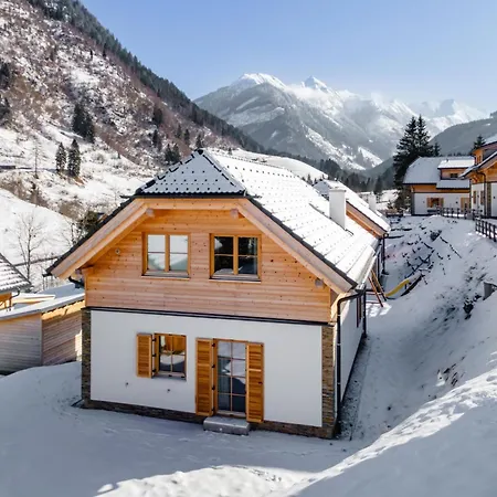 Haus Enzian Chalet *