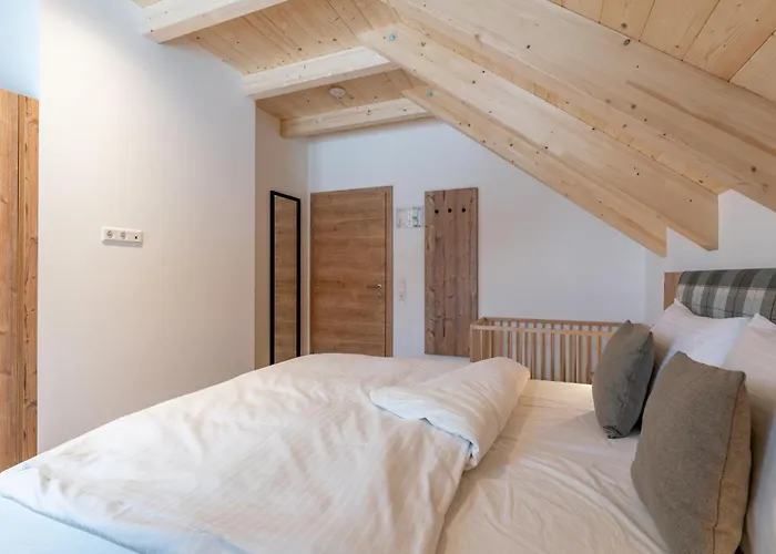 Haus Enzian Chalet *