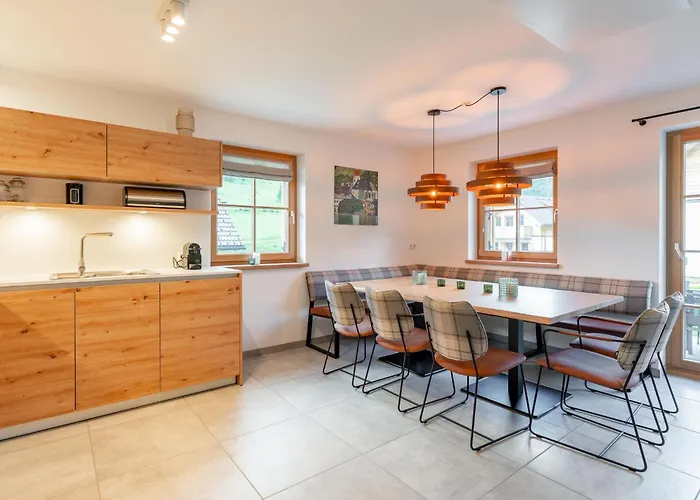 Haus Enzian Chalet *